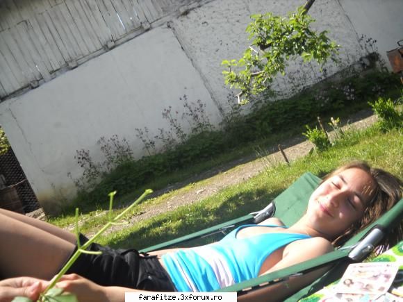 pai sa incepem cu inceputul .... am luat 10 in teza la mate ... 9 la rom ...  m-am de un baiat de